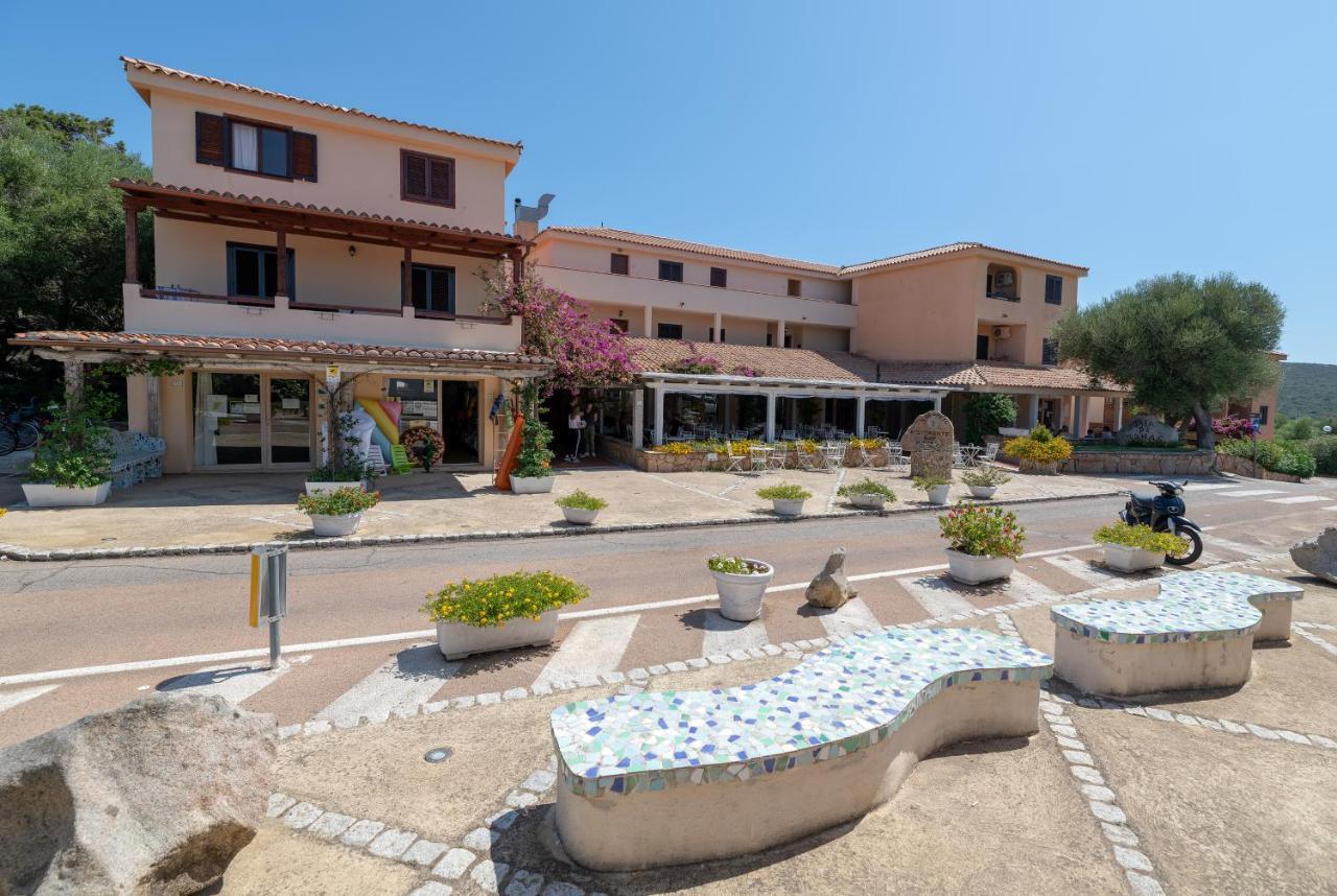 Baia De Bahas Residence Golfo Aranci Kültér fotó